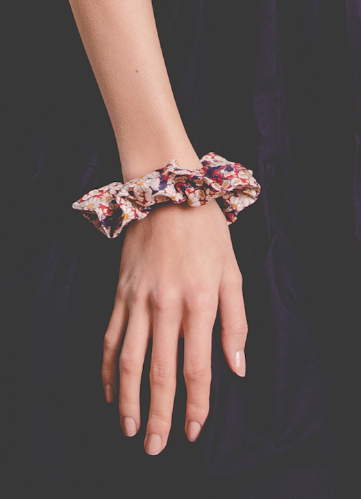 Scrunchie - Vintage Liberty of London Daisy