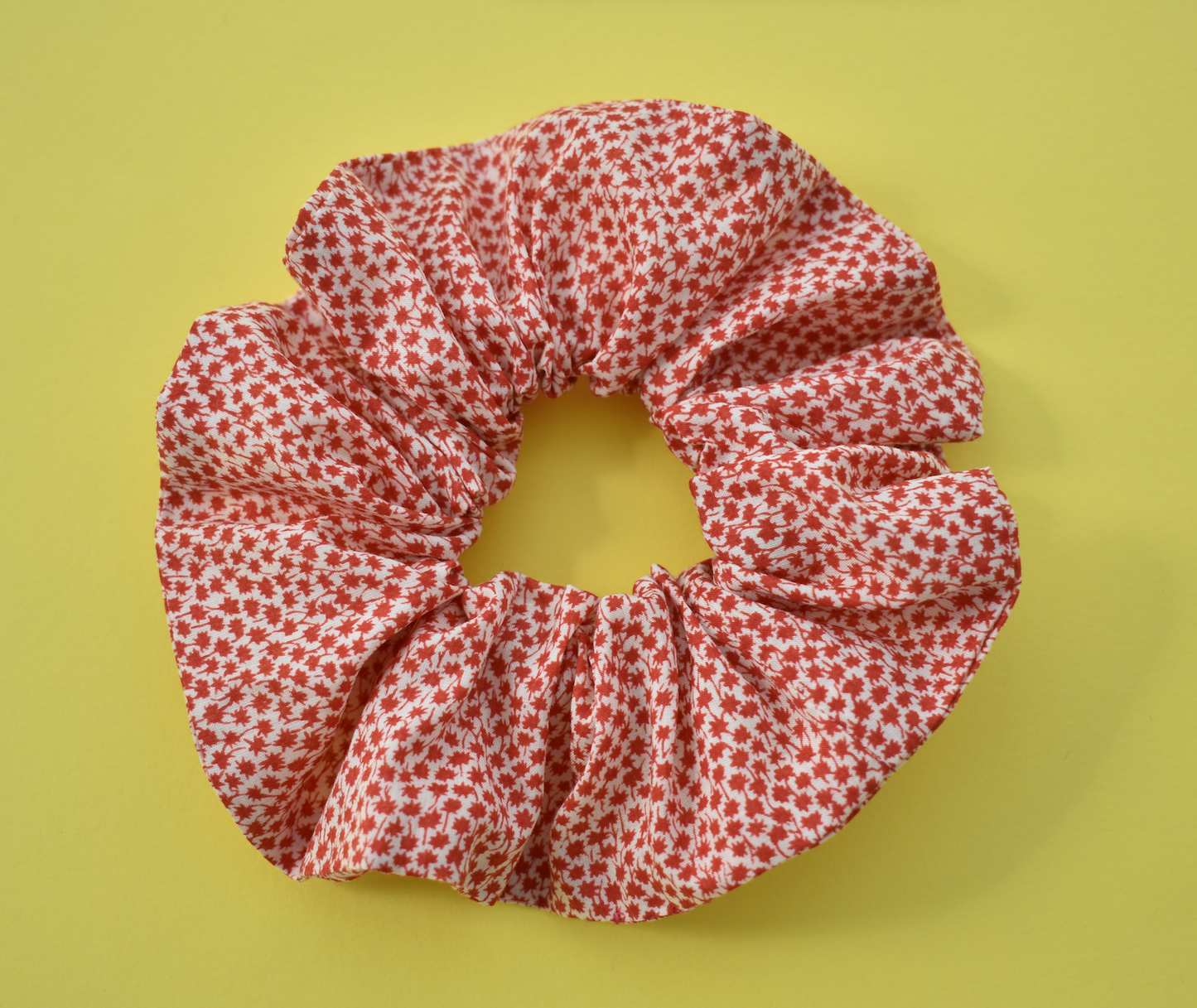 Red and White Floral Scrunchie - Tot Knots of Brighton
