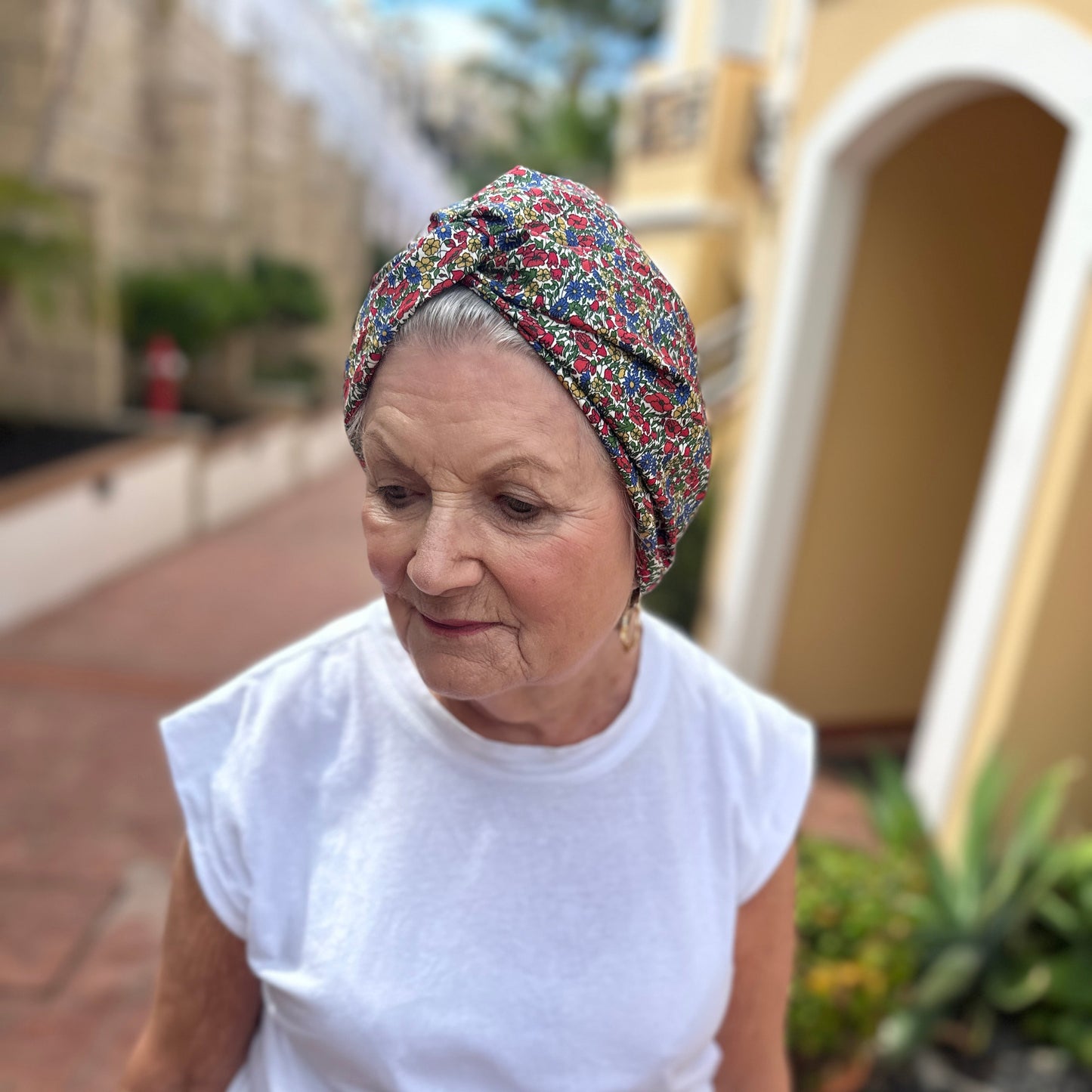 Little Susan Turban Hat -Red Poppy & Daisy Liberty floral print - Silk & Lawn