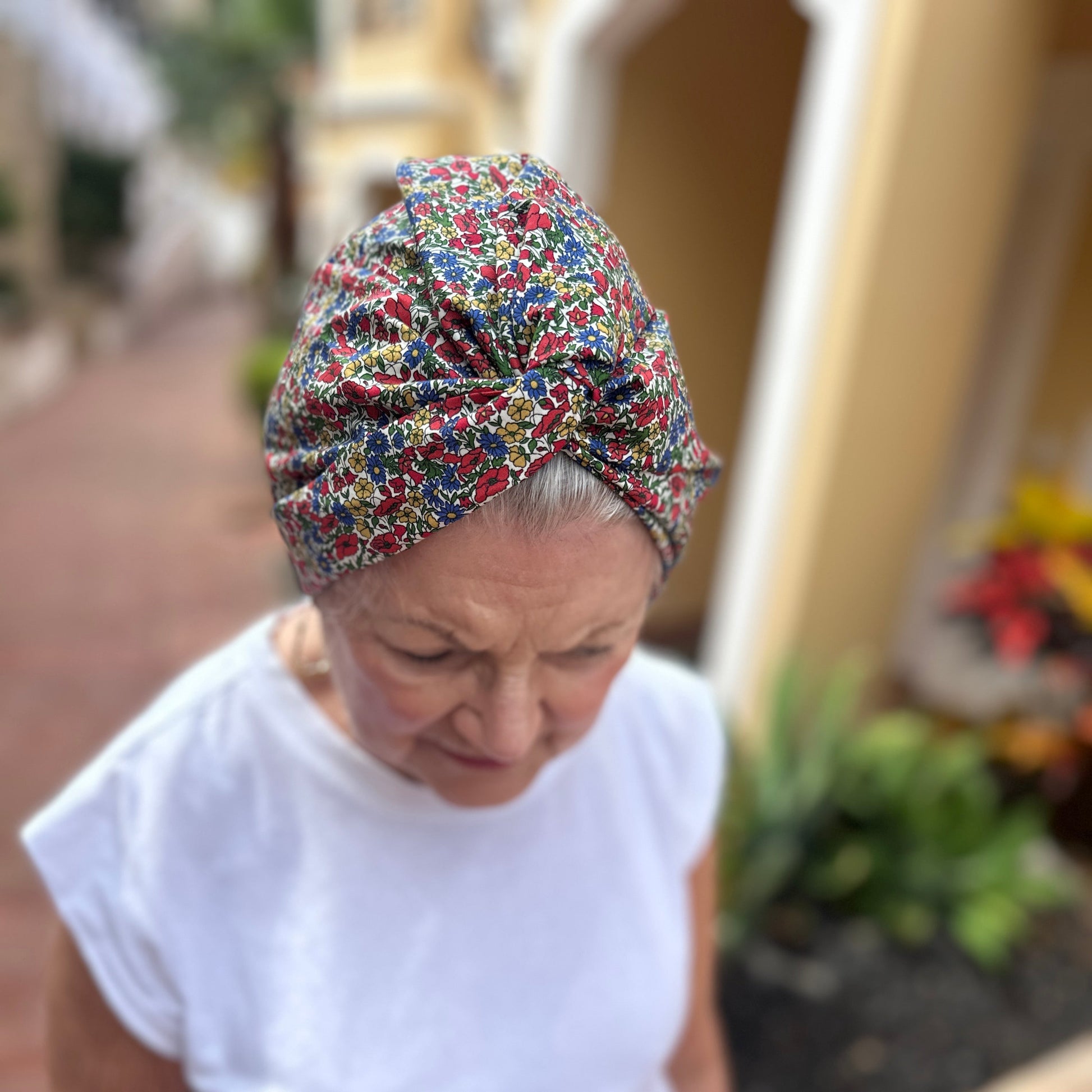 Little Susan Turban Hat -Red Poppy & Daisy Liberty floral print - Silk & Lawn