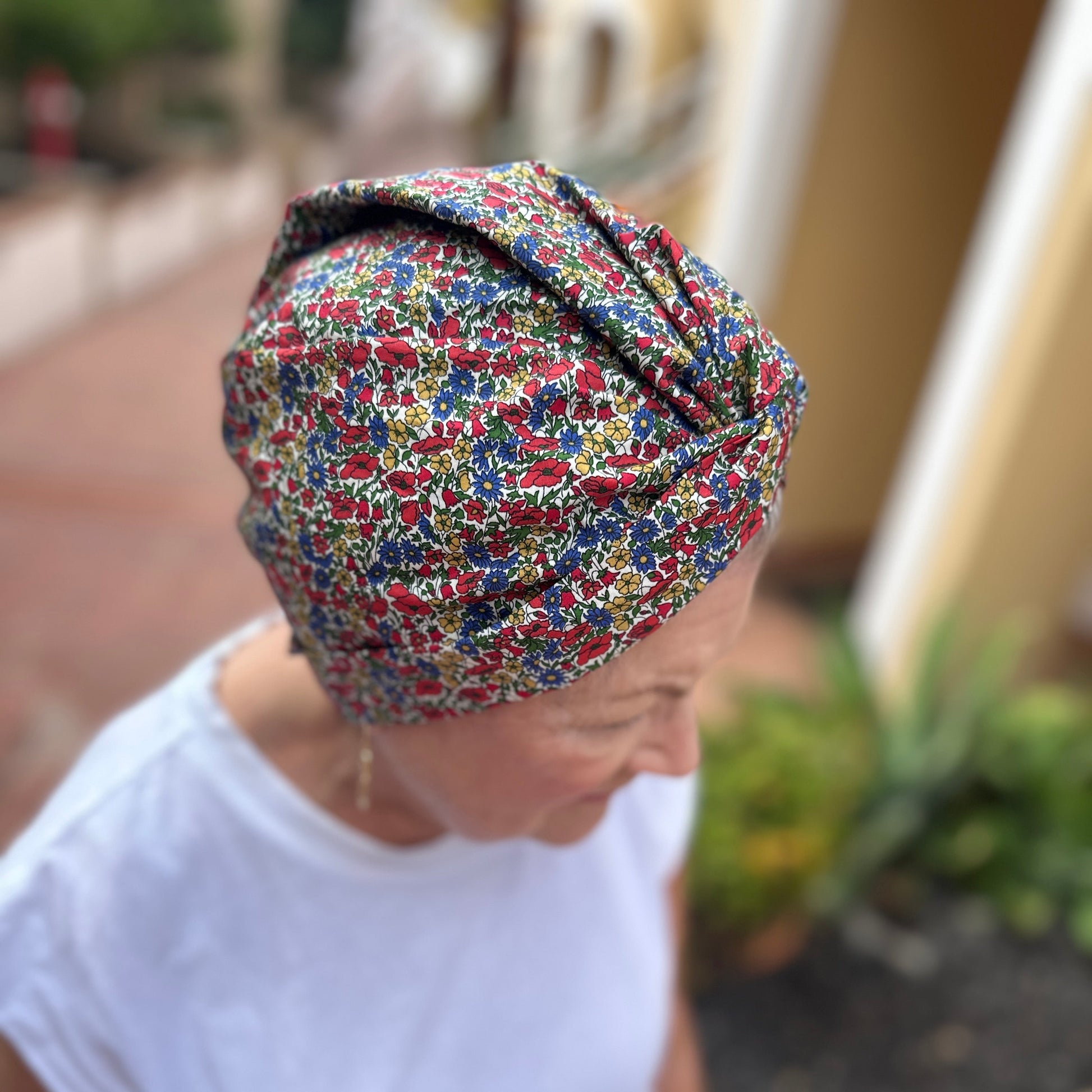Little Susan Turban Hat -Red Poppy & Daisy Liberty floral print - Silk & Lawn