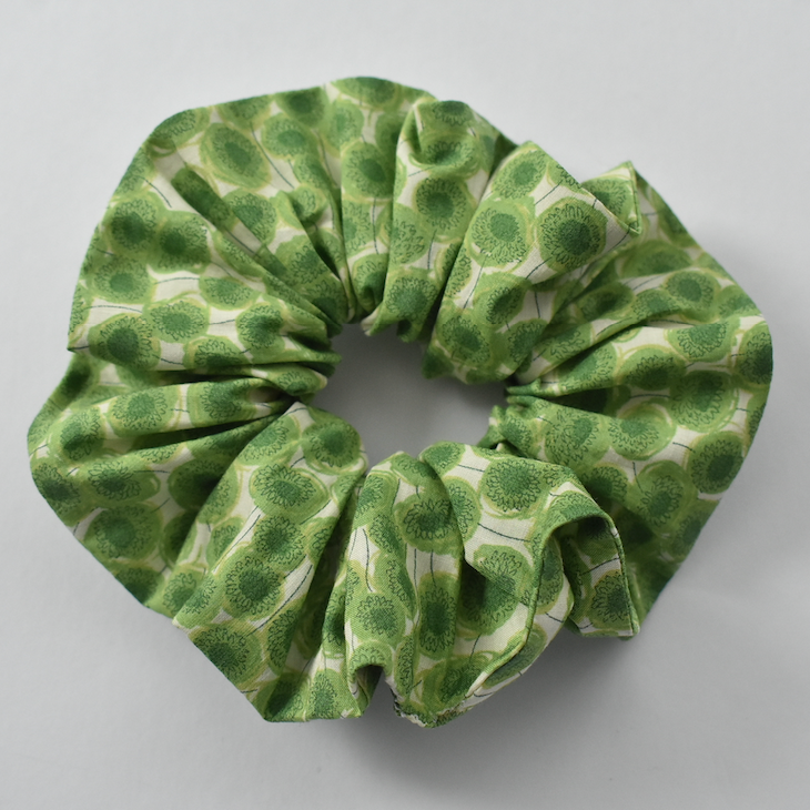 Scrunchie - Liberty of London Xanthe Sunbeam Green - Silk & Lawn