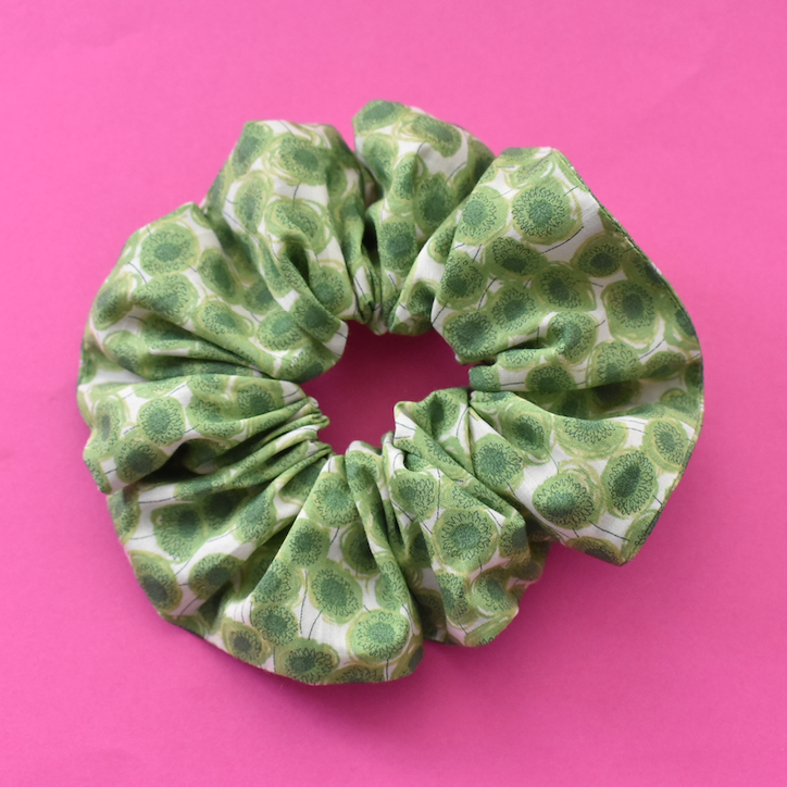 Scrunchie - Liberty of London Xanthe Sunbeam Green - Silk & Lawn